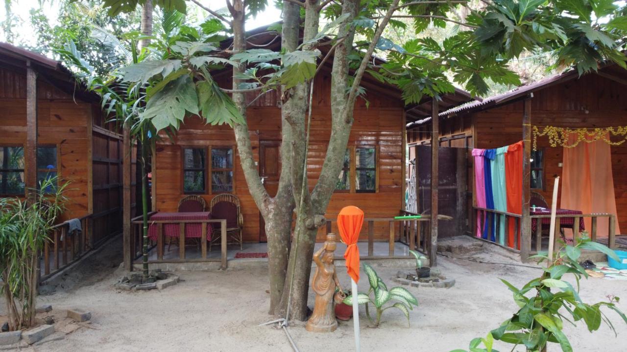 Fernandes Bar And Restaurant Canacona Exterior foto