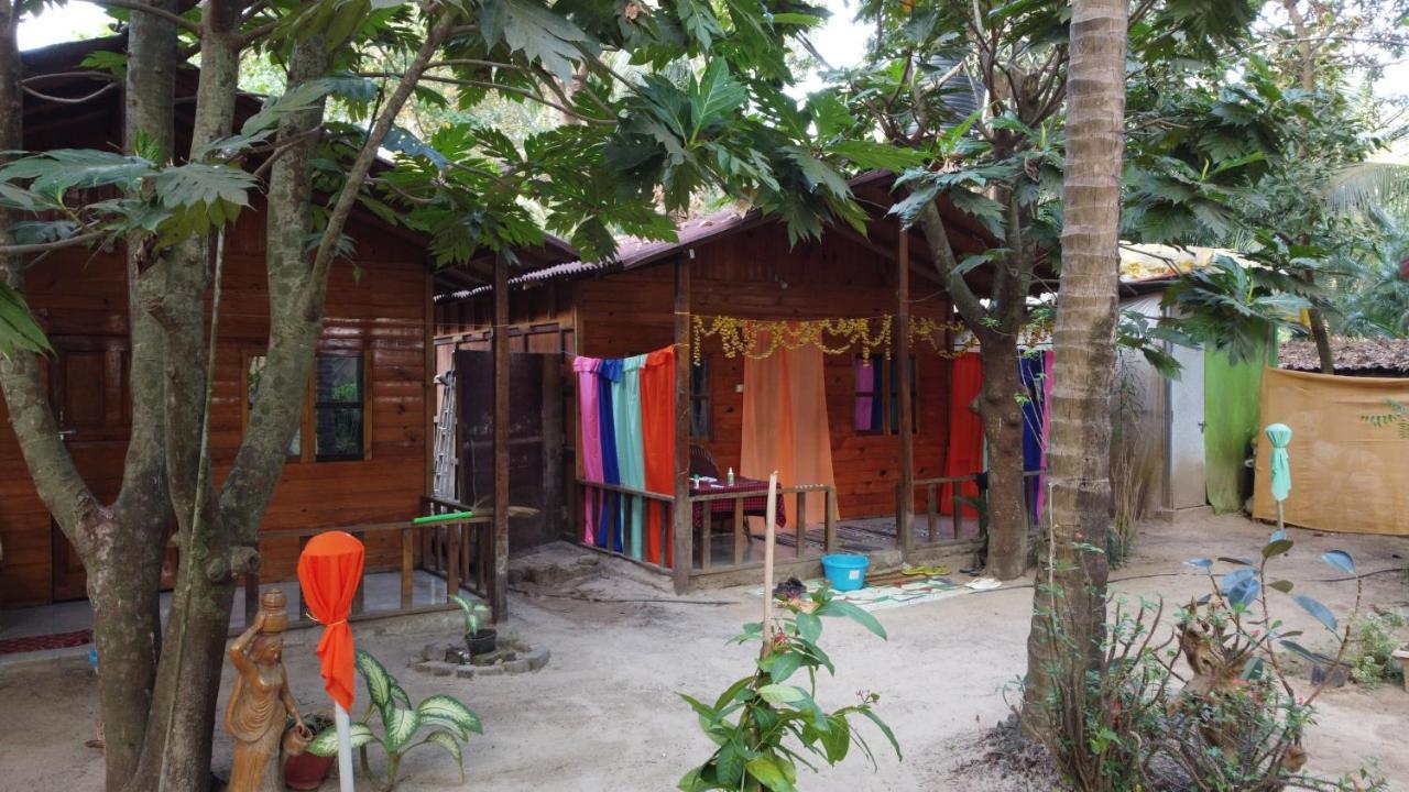 Fernandes Bar And Restaurant Canacona Exterior foto