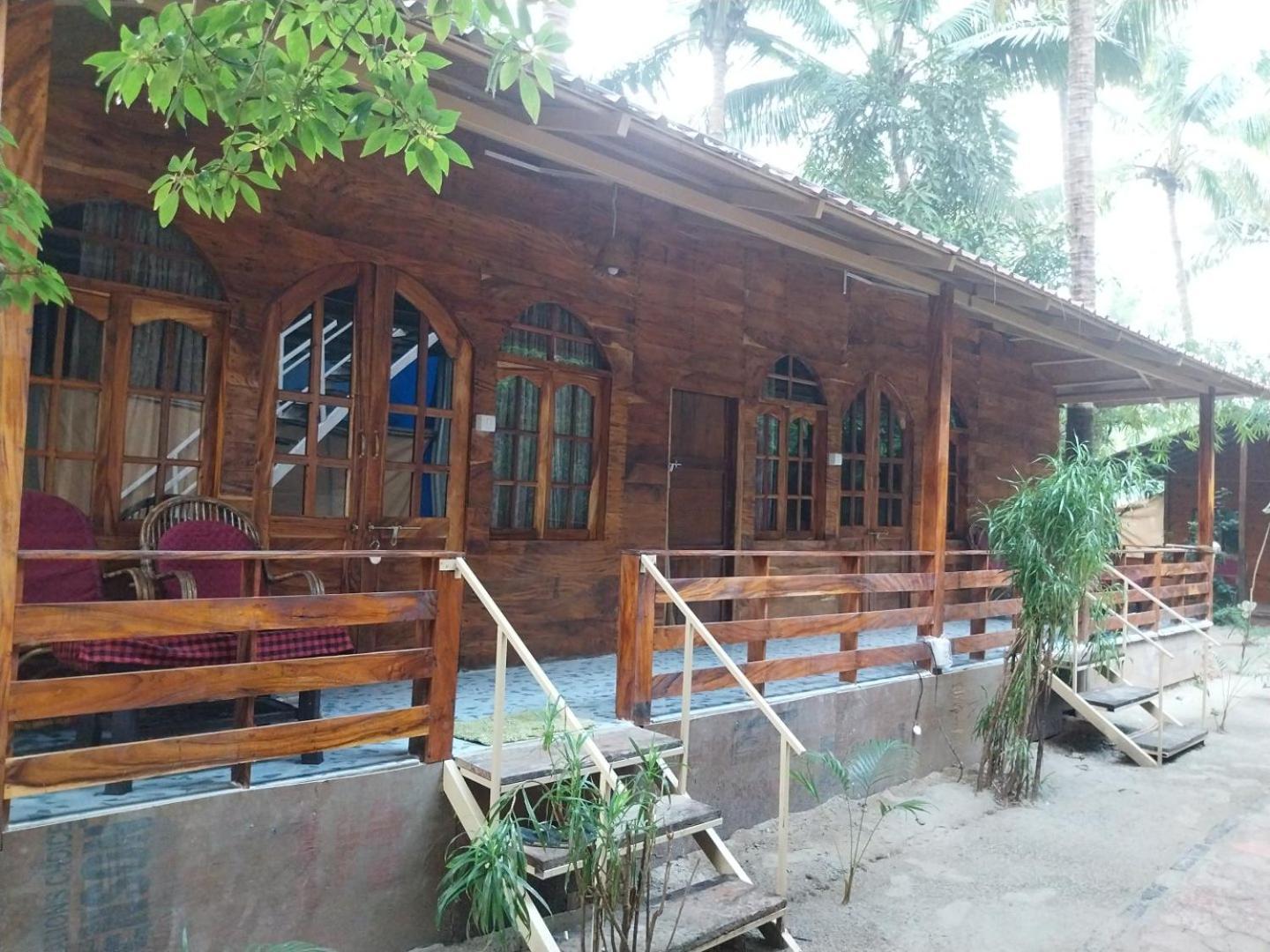 Fernandes Bar And Restaurant Canacona Exterior foto